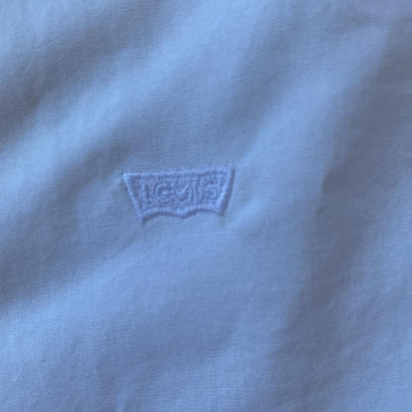 Levi’s The Classic Shirt Women’s - Picture 7 of 9